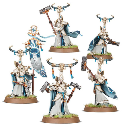 Age of Sigmar Lumineth Realm-lords: Alarith Stoneguard